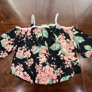 Janette Plus Top Women 1XL Bold Floral Babydoll Bohemian Peplum Cold Shoulder